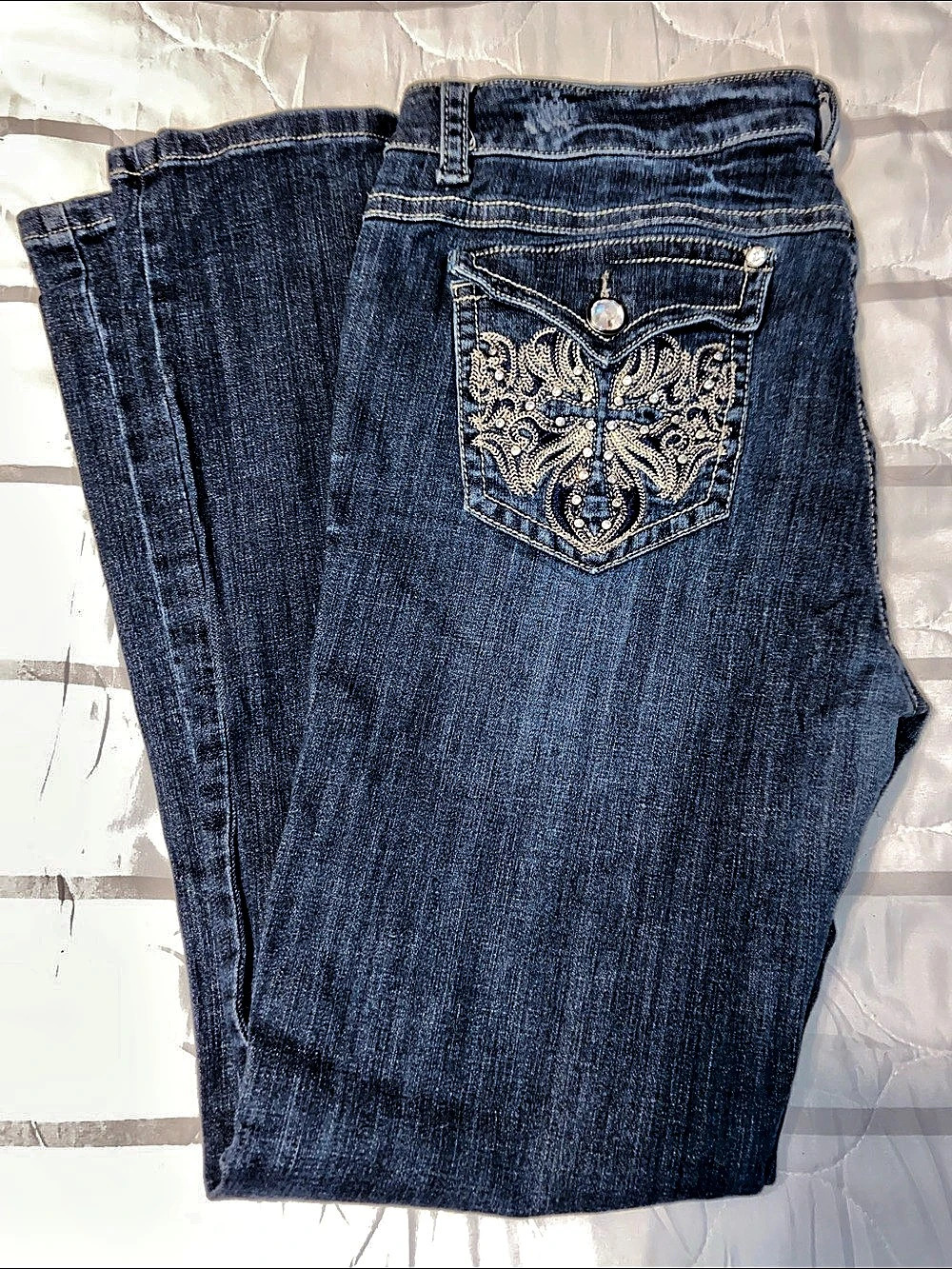 L.A. Idol Boot Cut Embroidered Blue Jeans 39x34 BLING EMBELLISHED